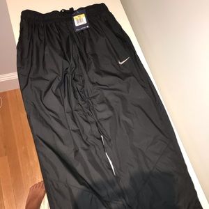 NIKE RUNNING PANTS NEW WITH TAGS